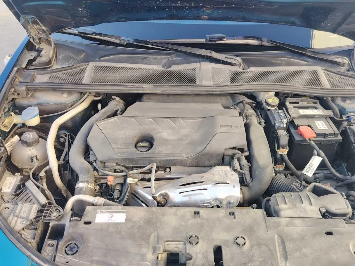 Car image 31