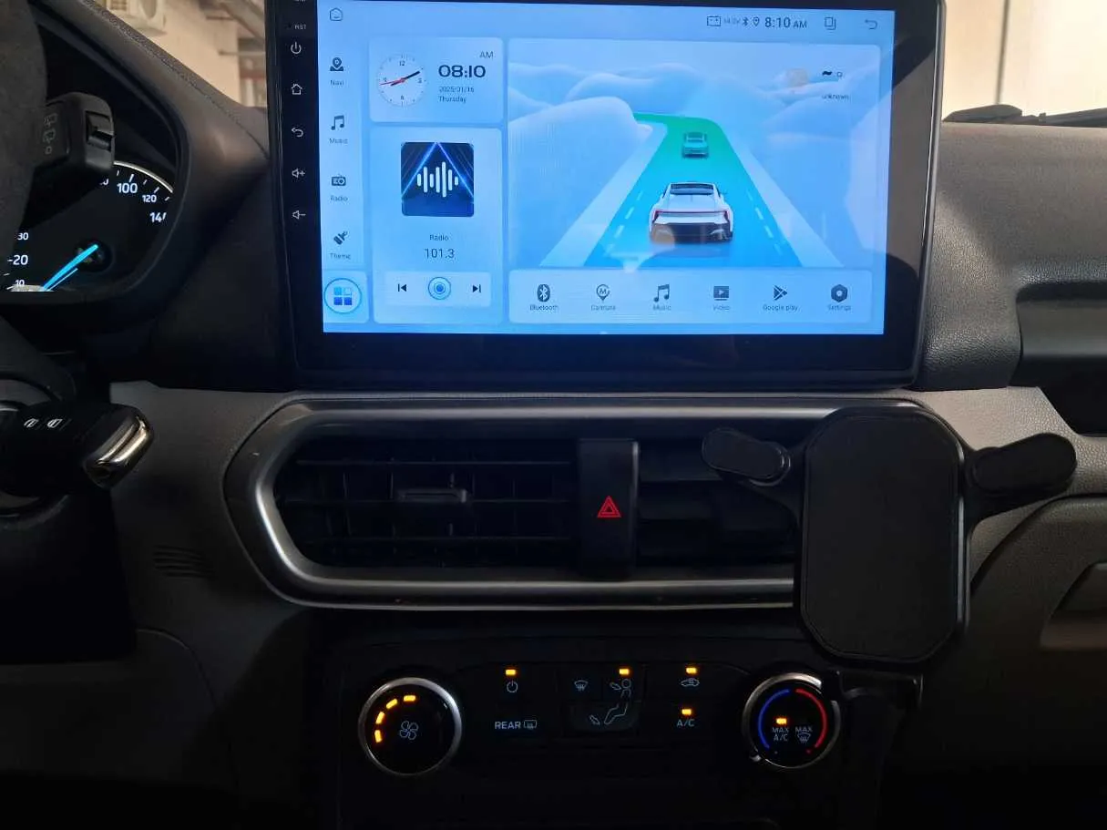 Car image 17