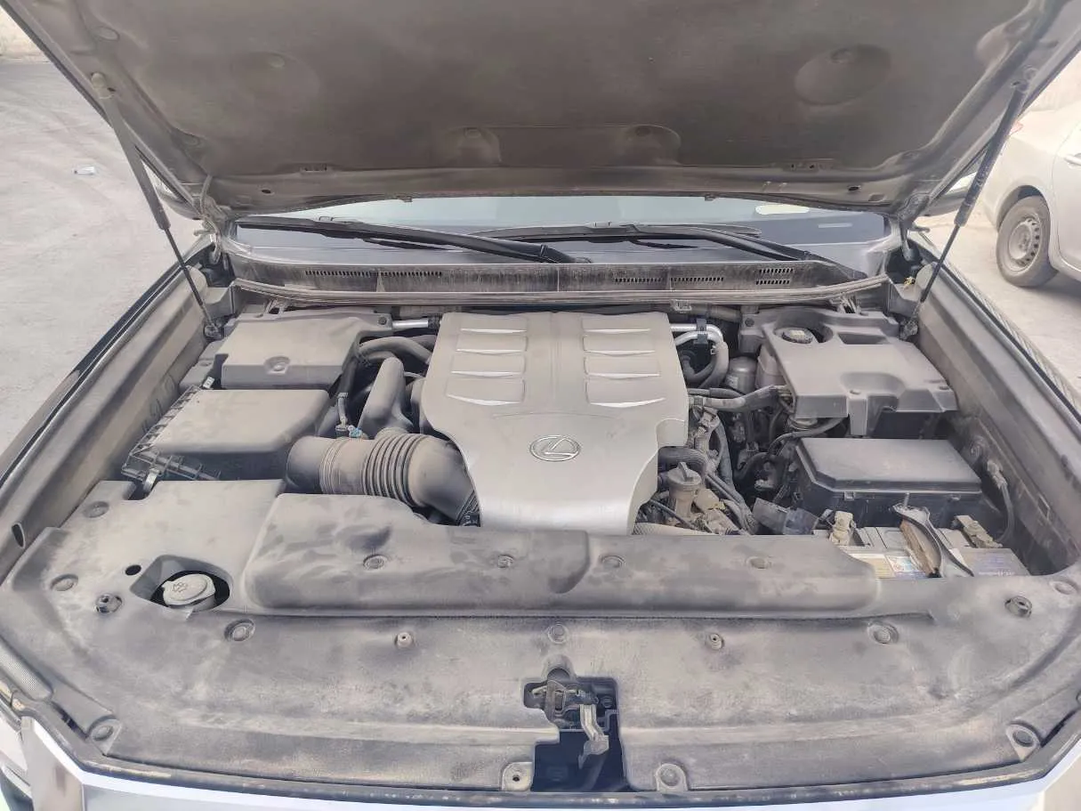 Car image 38
