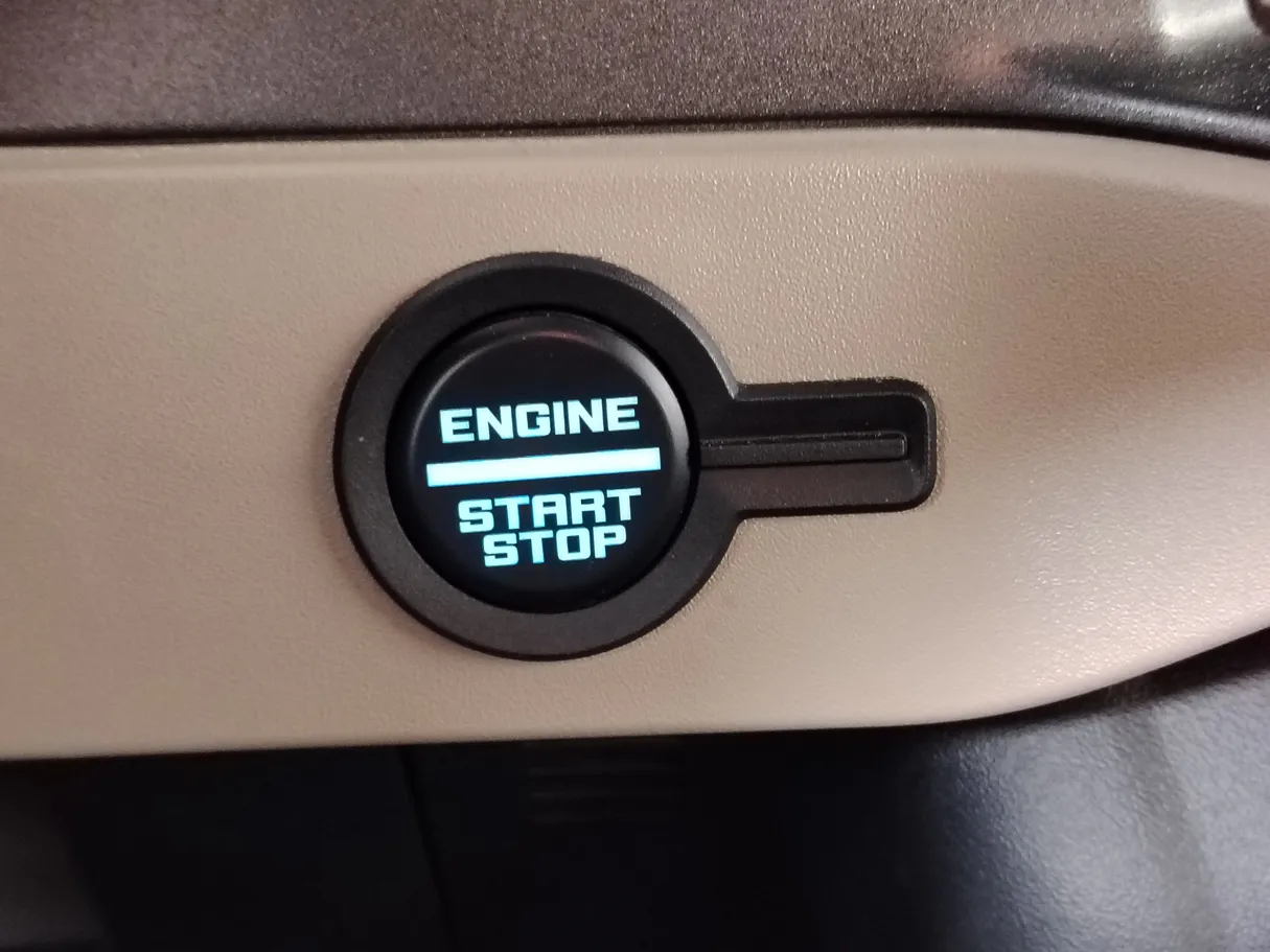 Car image 29