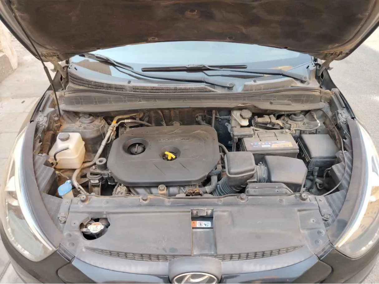 Car image 29