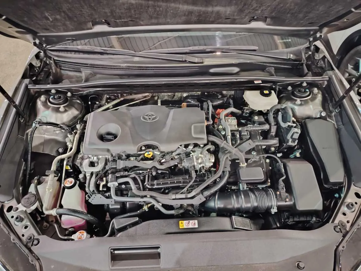 Car image 33