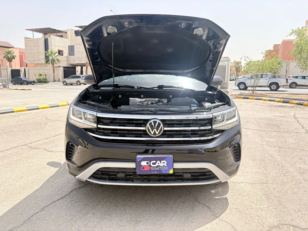 Car image 28