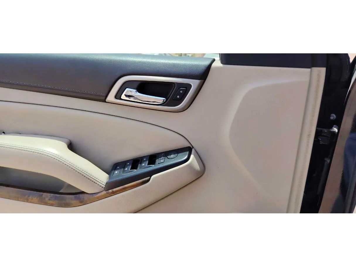 Car image 28