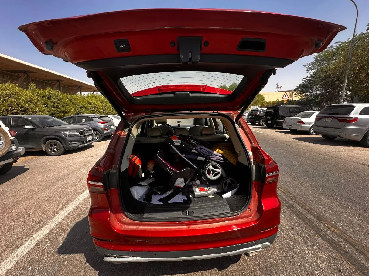 Car image 22