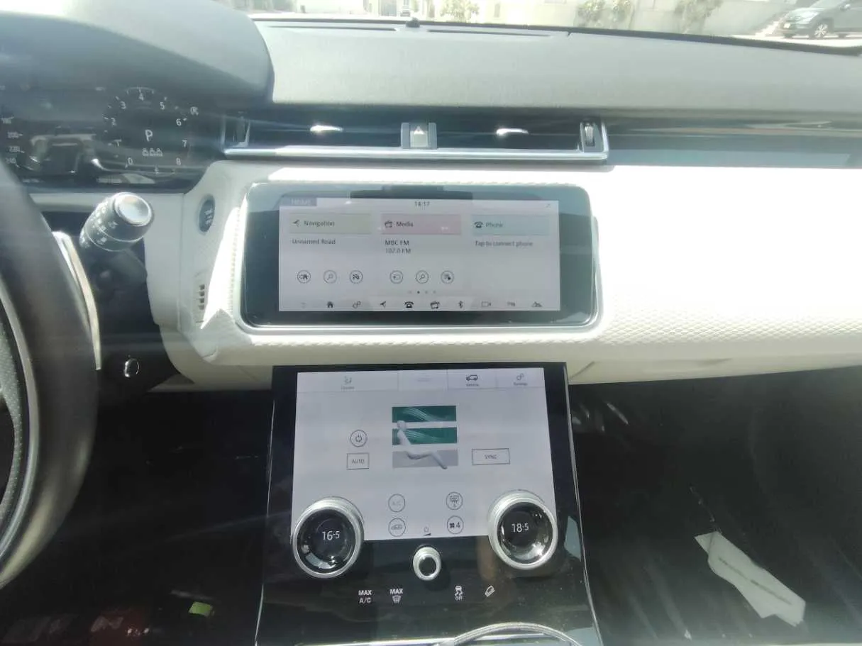 Car image 21