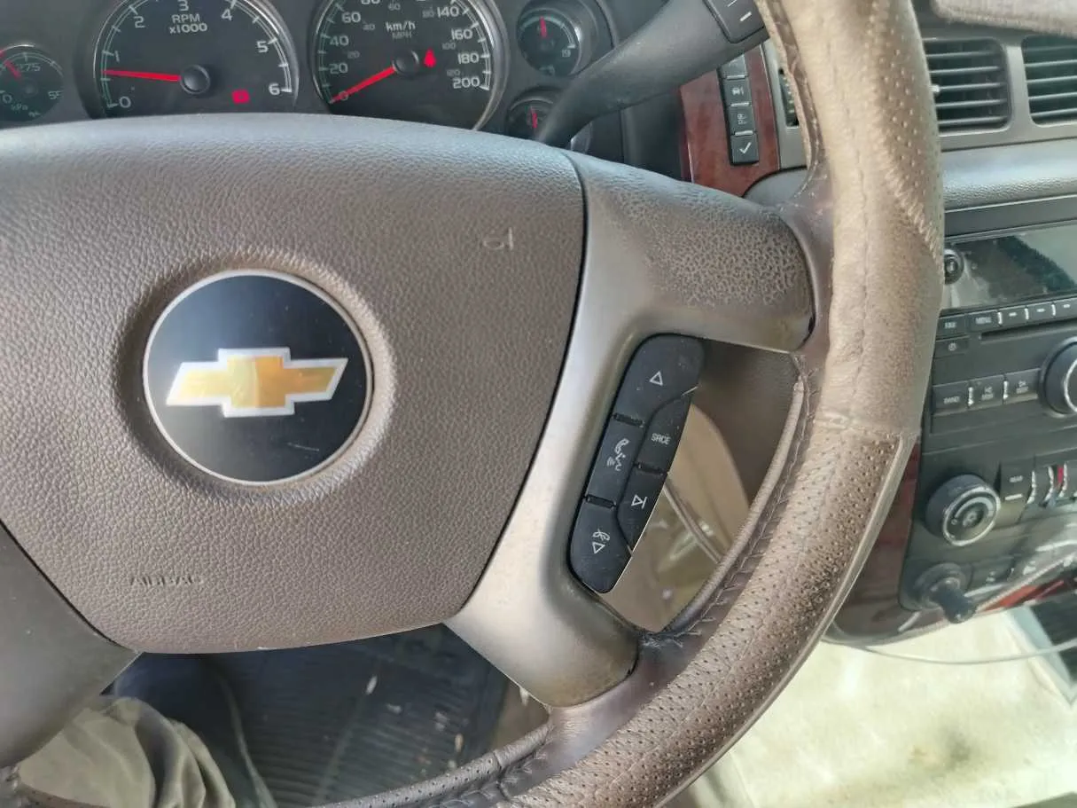 Car image 37