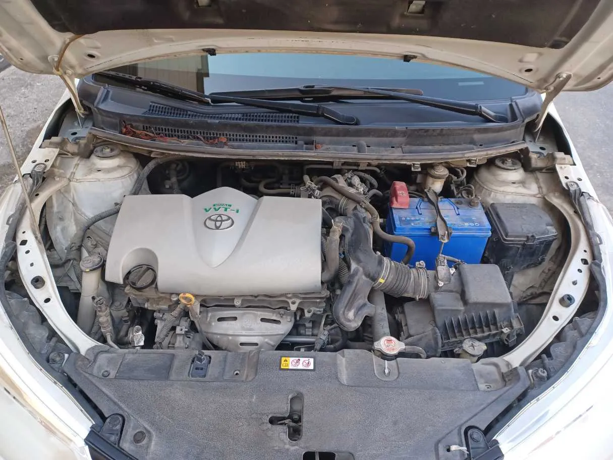 Car image 20