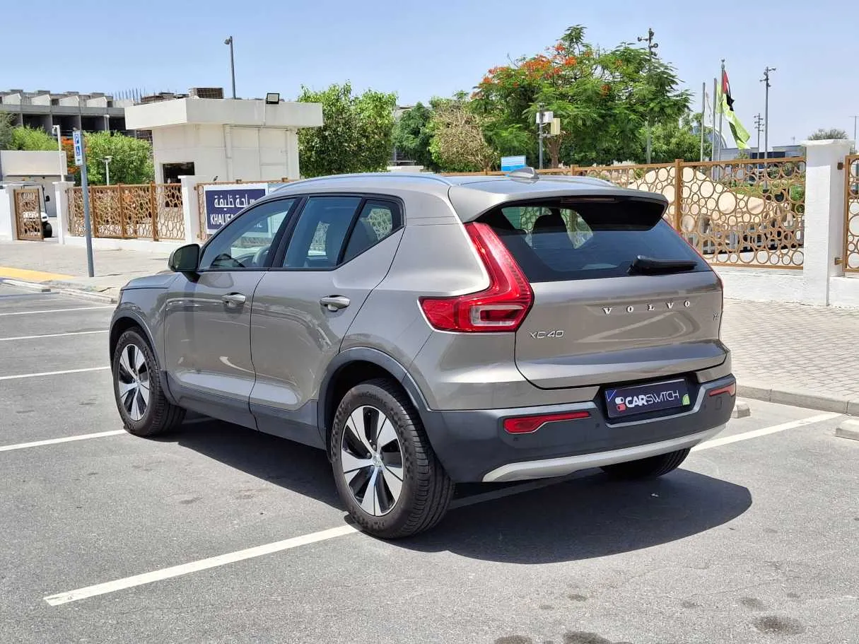 Car image 7