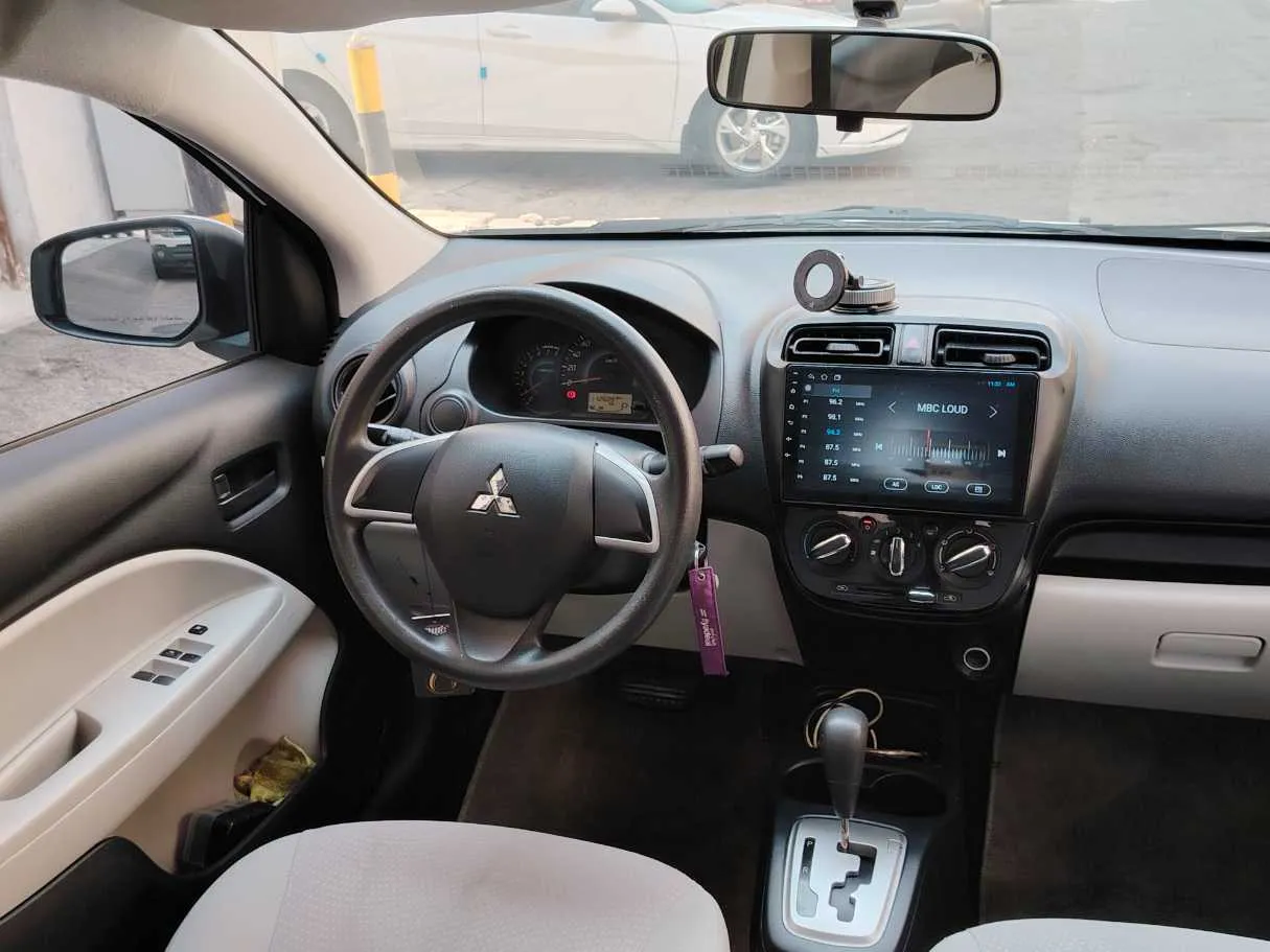 Car image 20