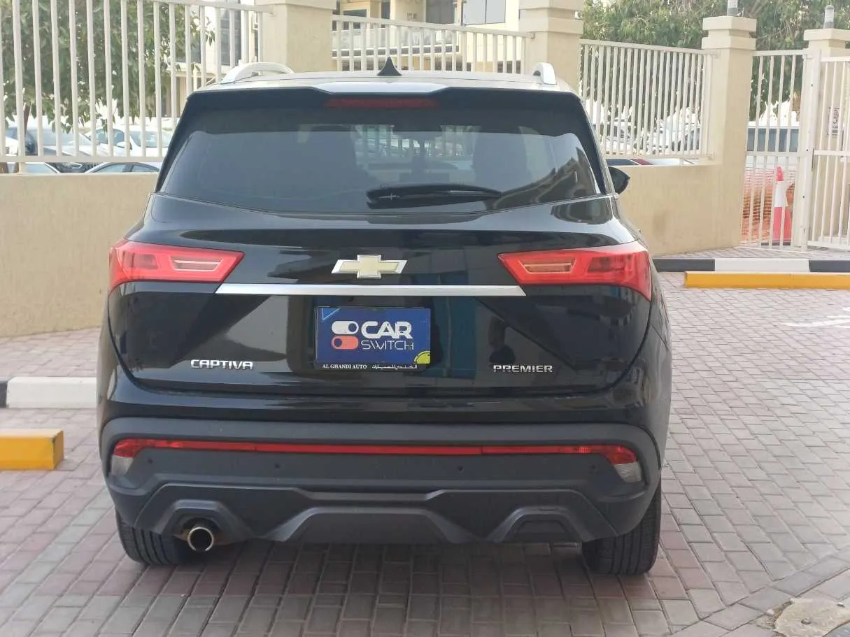 Car image 6