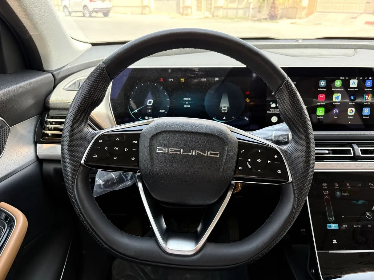 Car image 23