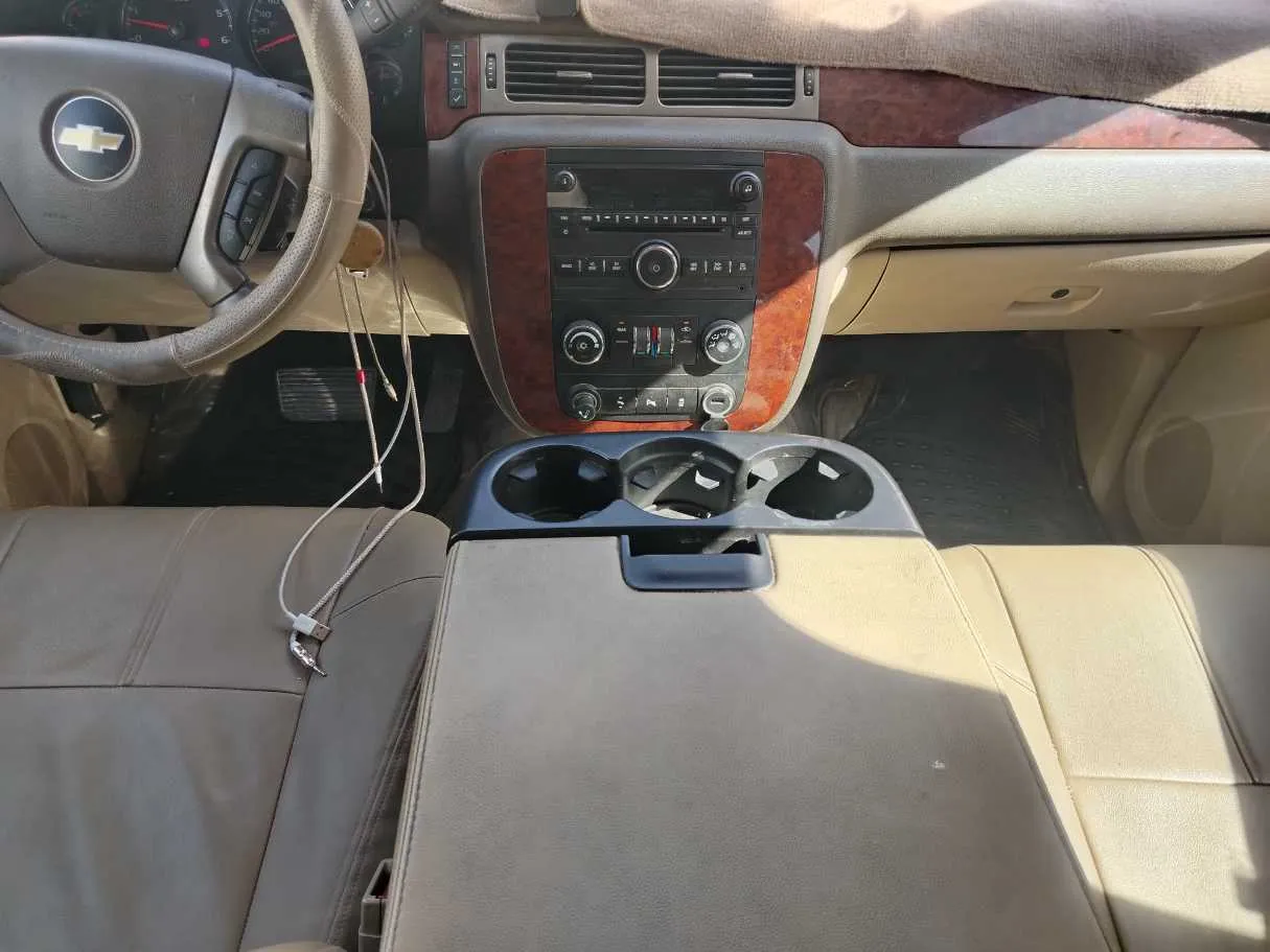 Car image 20
