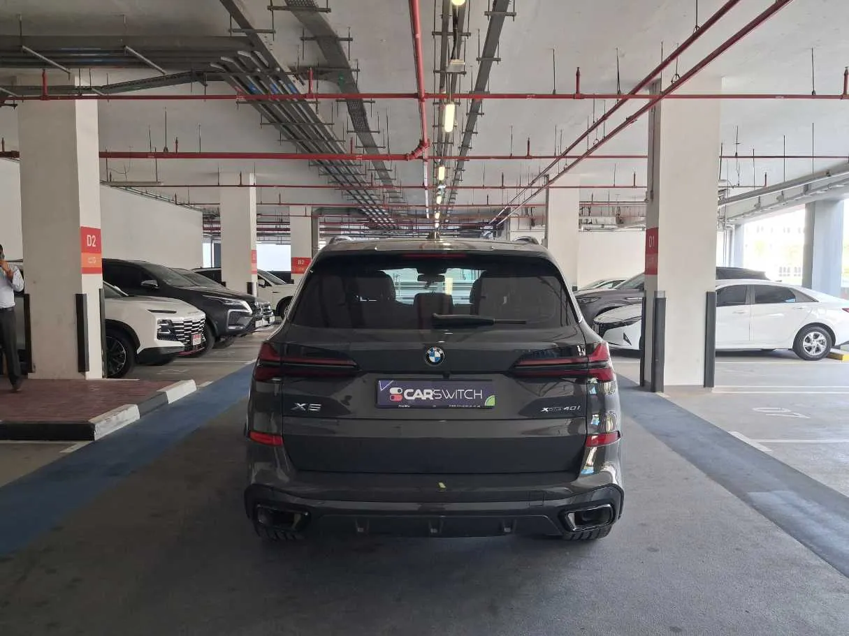 Car image 6