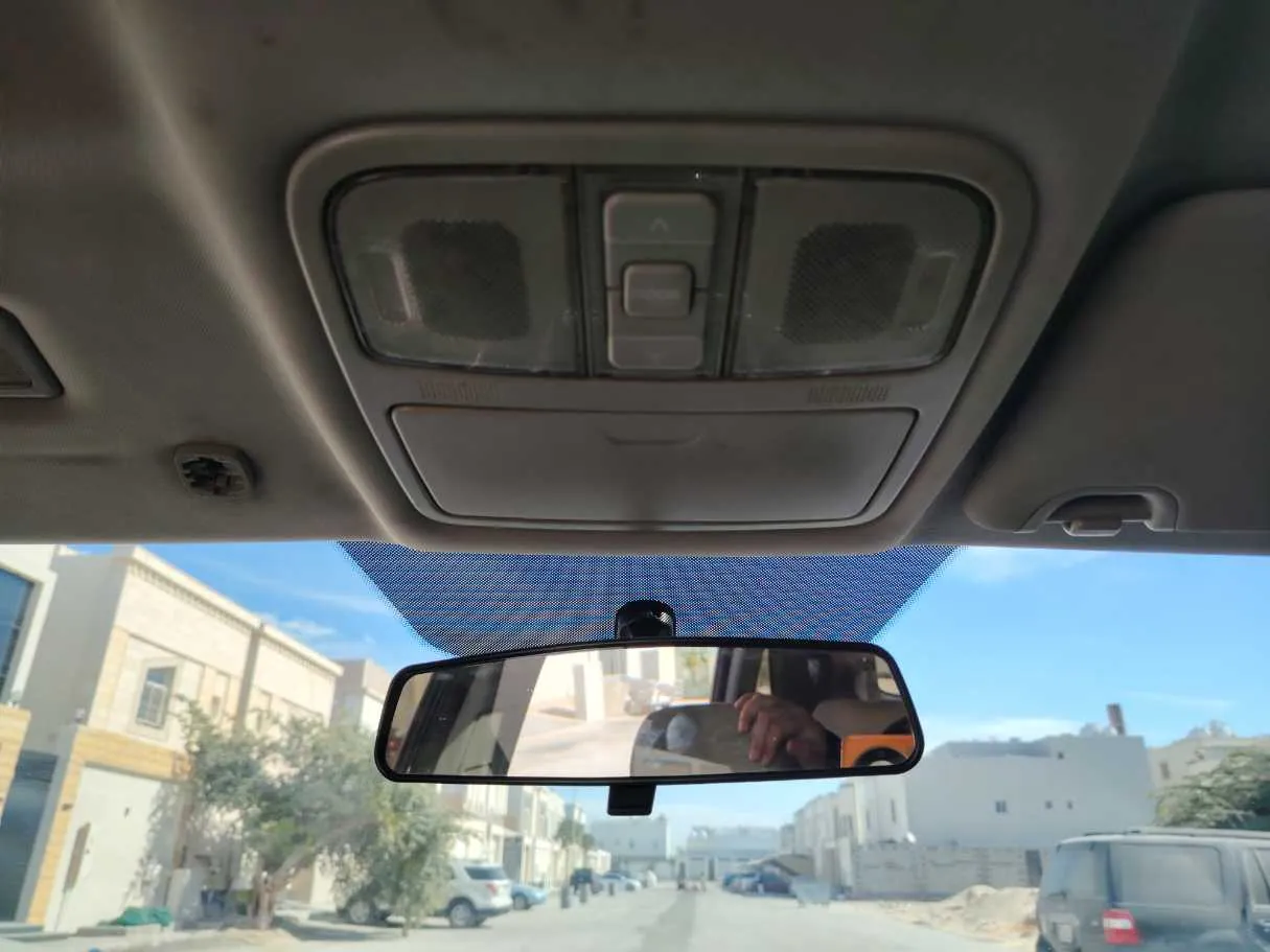 Car image 20
