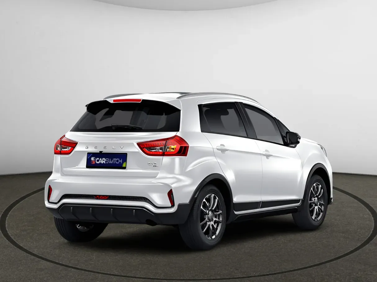 Car image 3