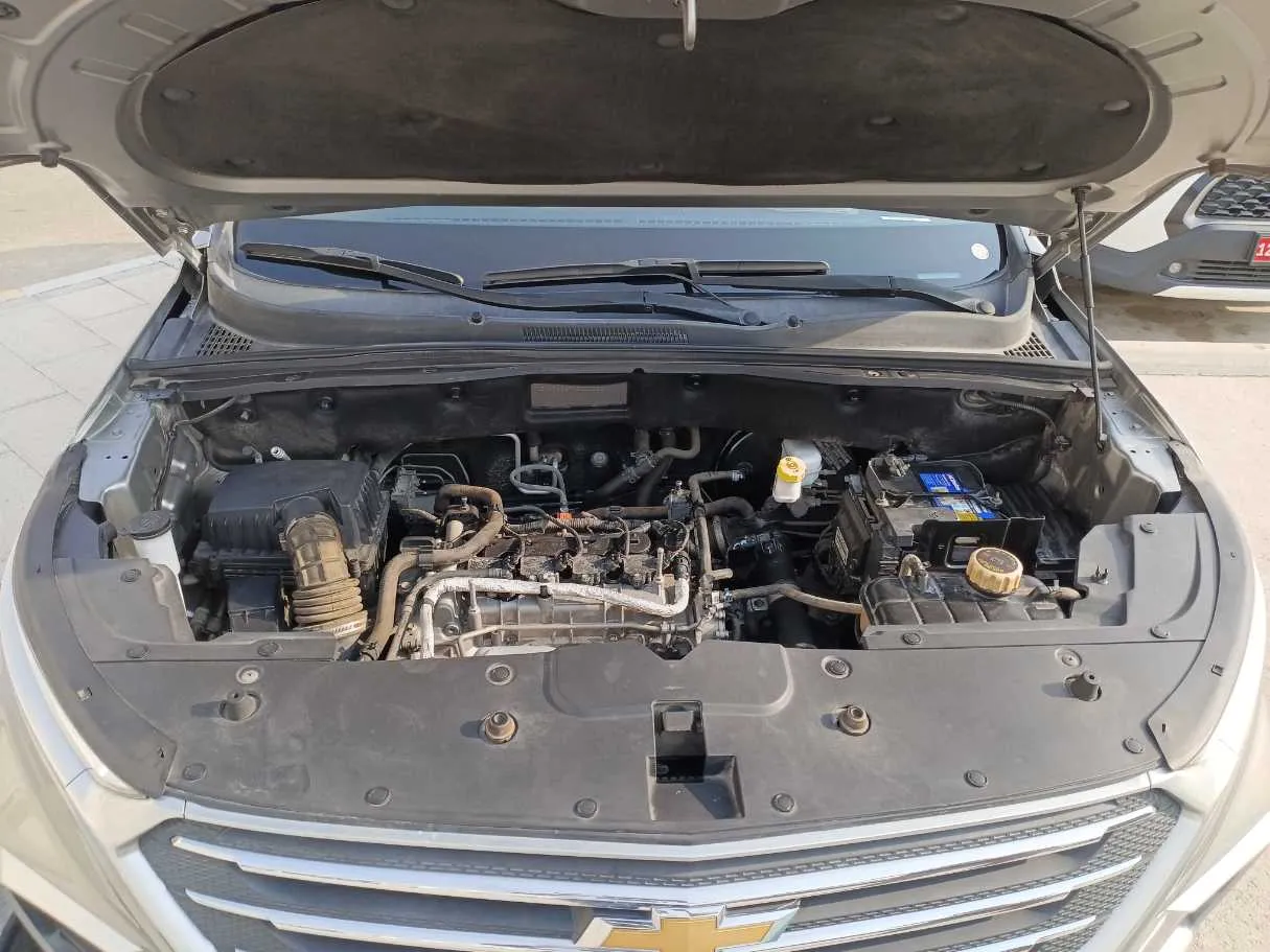Car image 21
