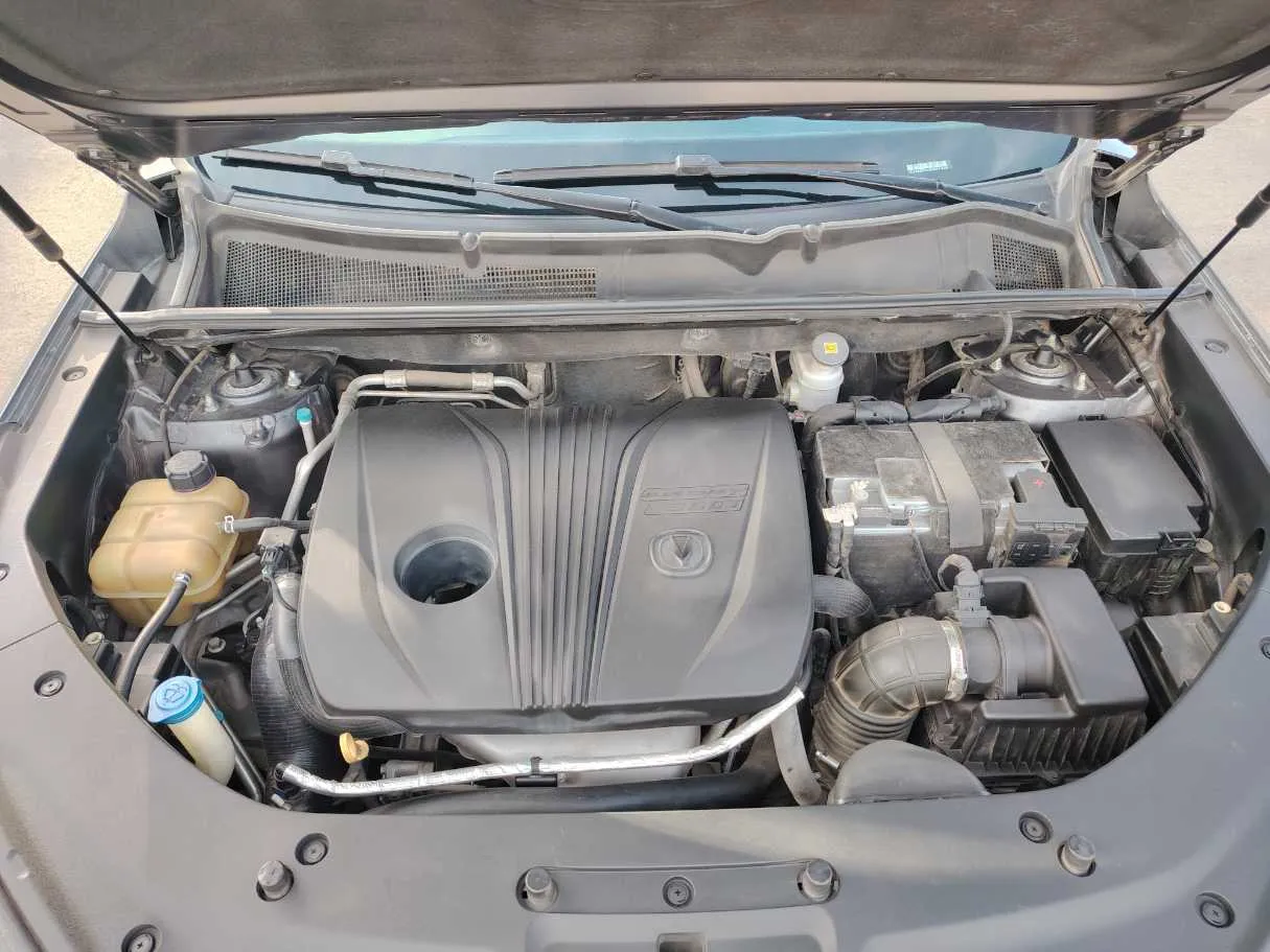 Car image 35