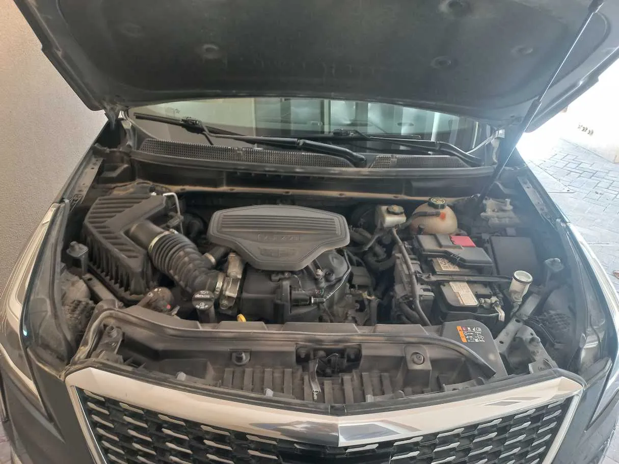 Car image 19