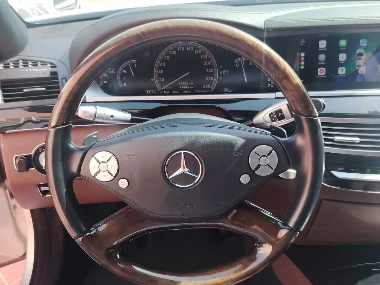 Car image 27