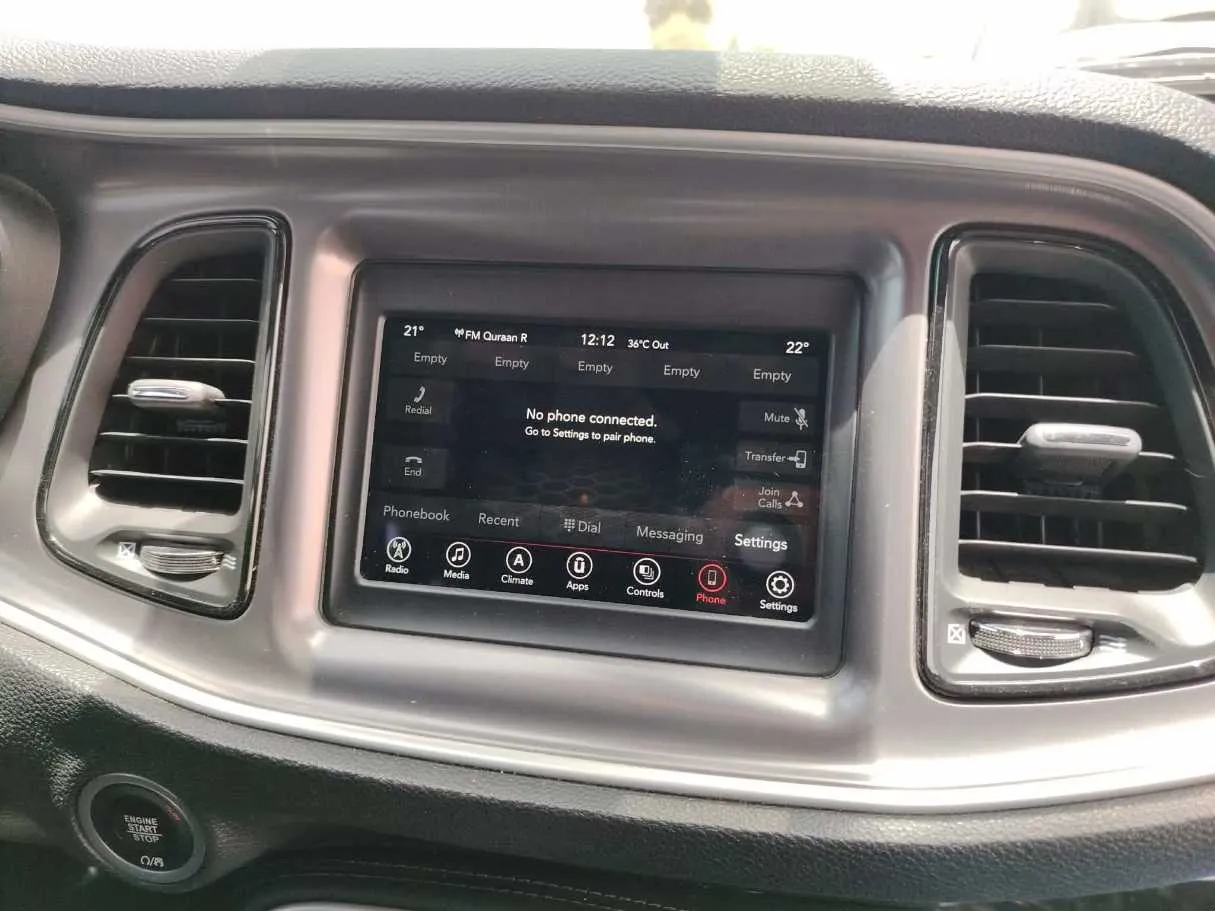 Car image 24