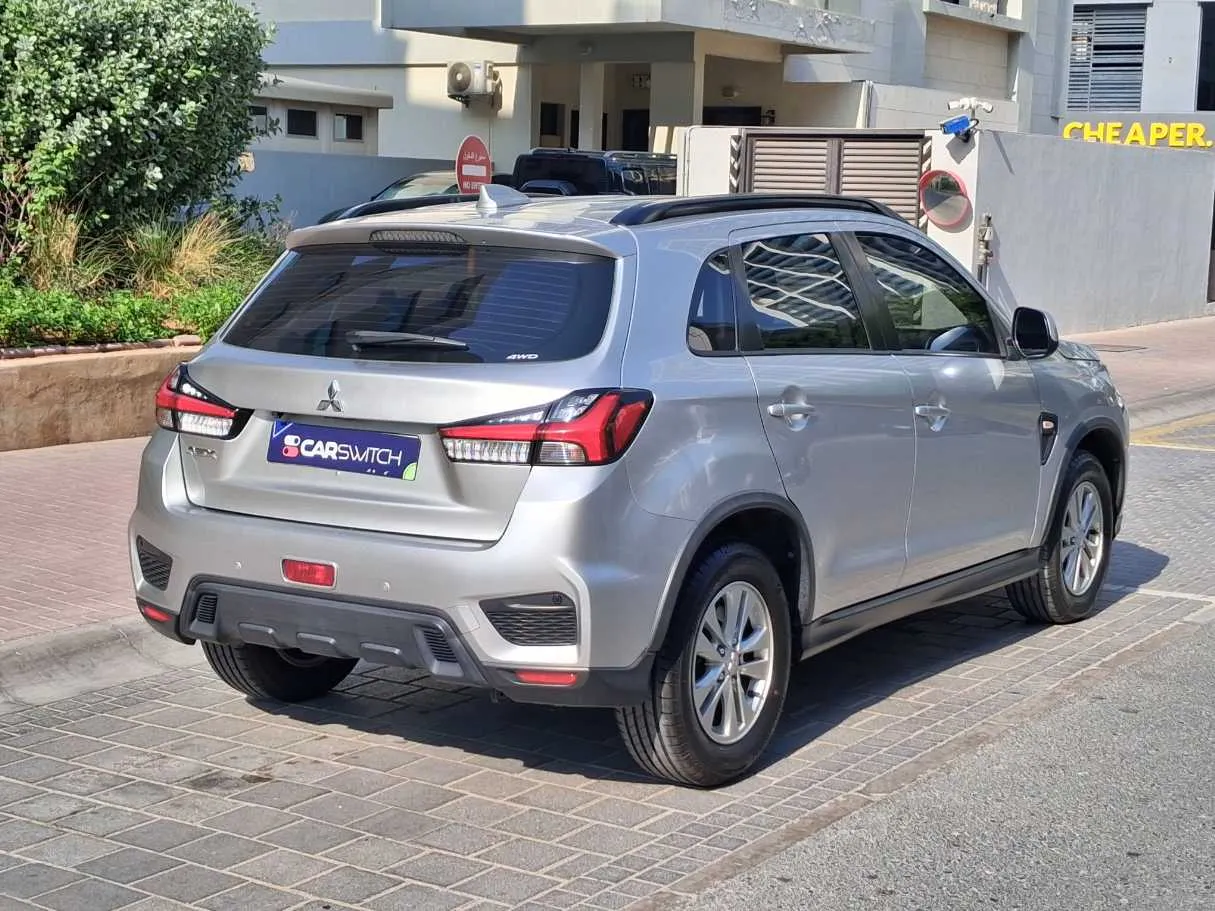 Car image 7