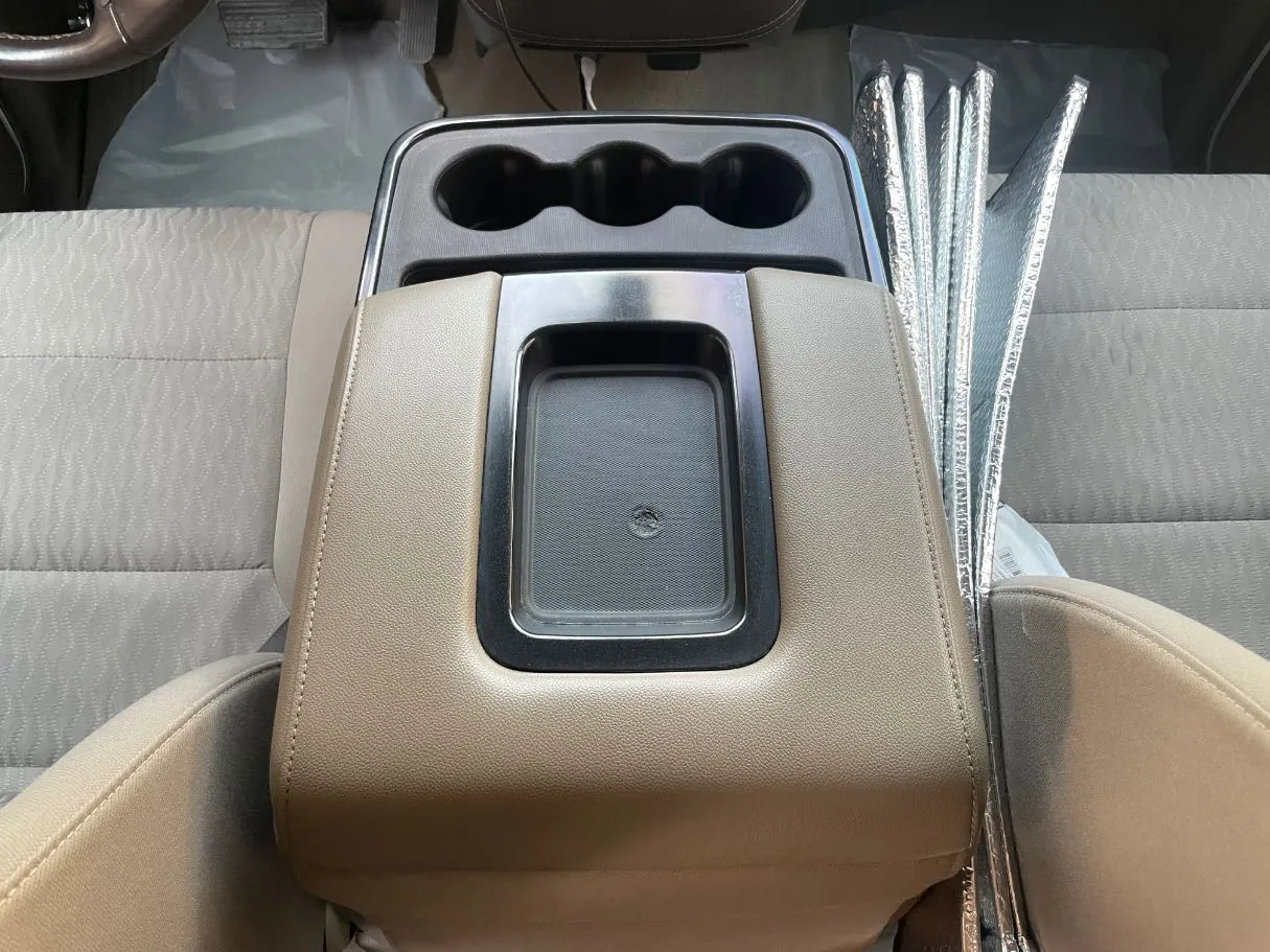 Car image 22