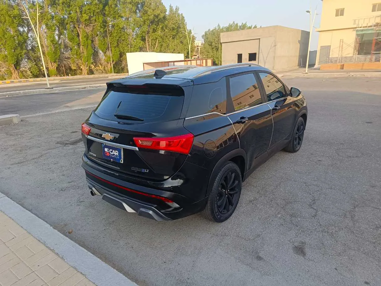 Car image 5