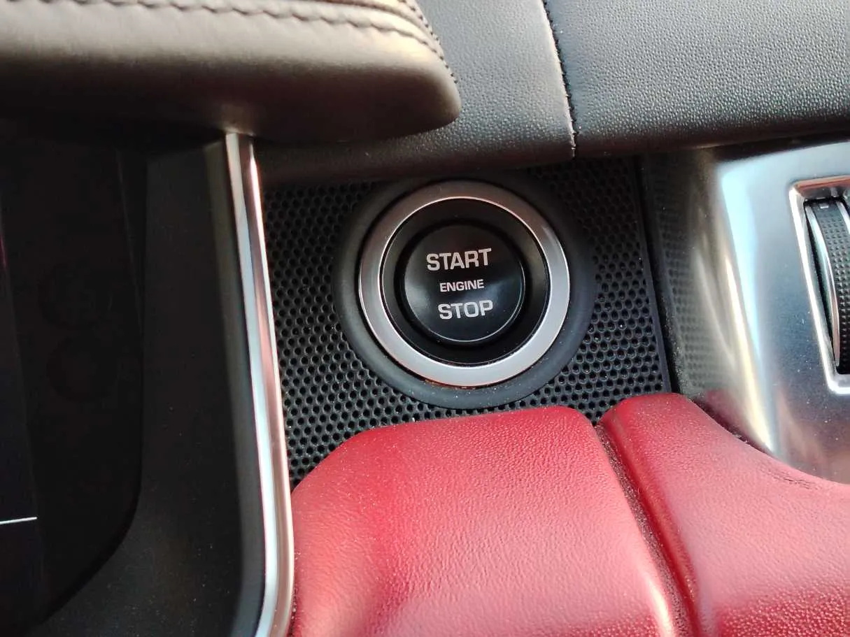 Car image 35
