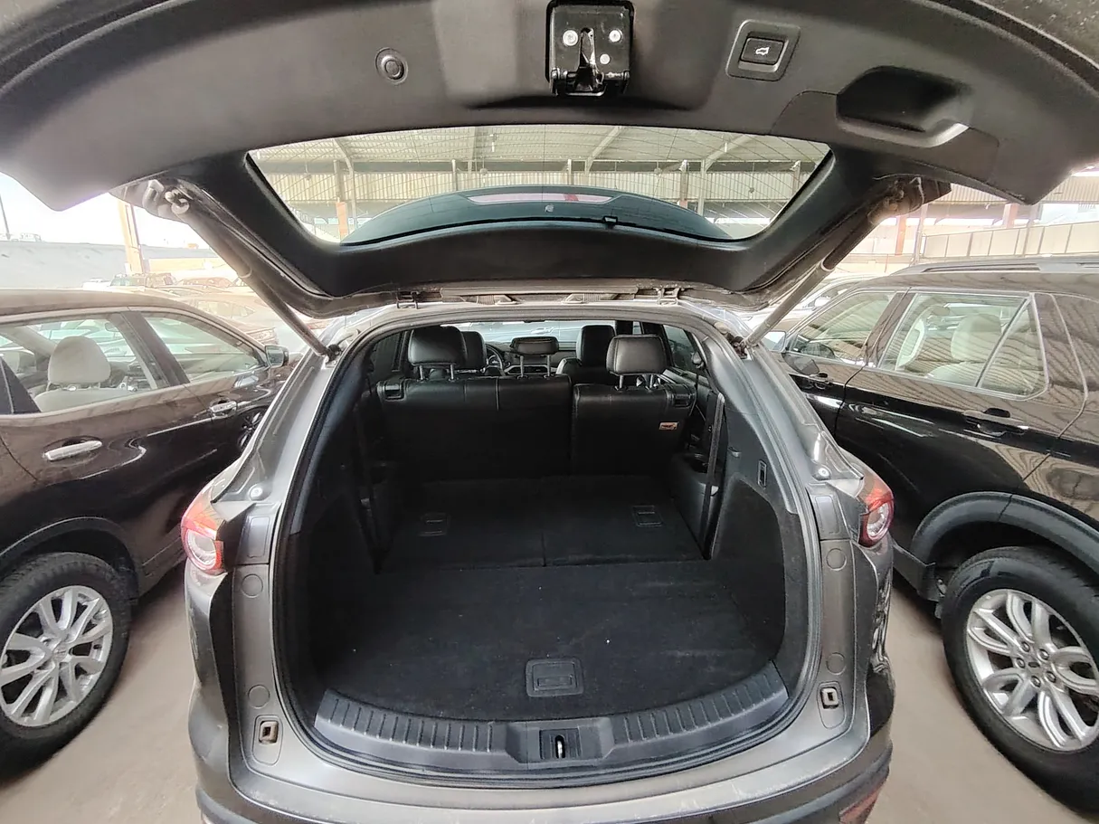 Car image 33