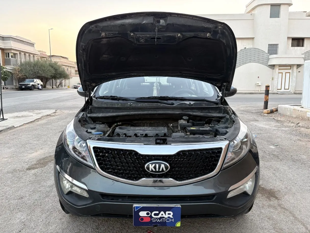 Car image 26