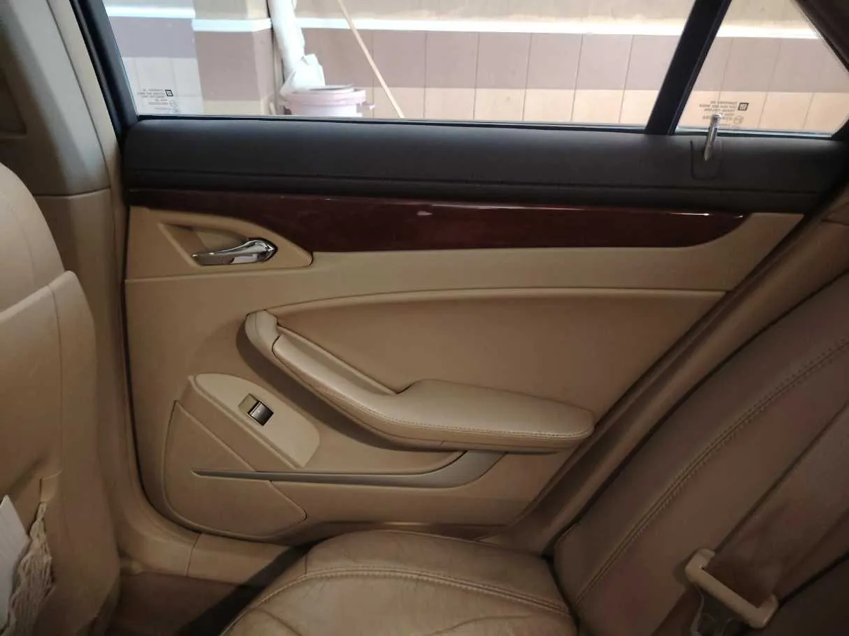 Car image 31