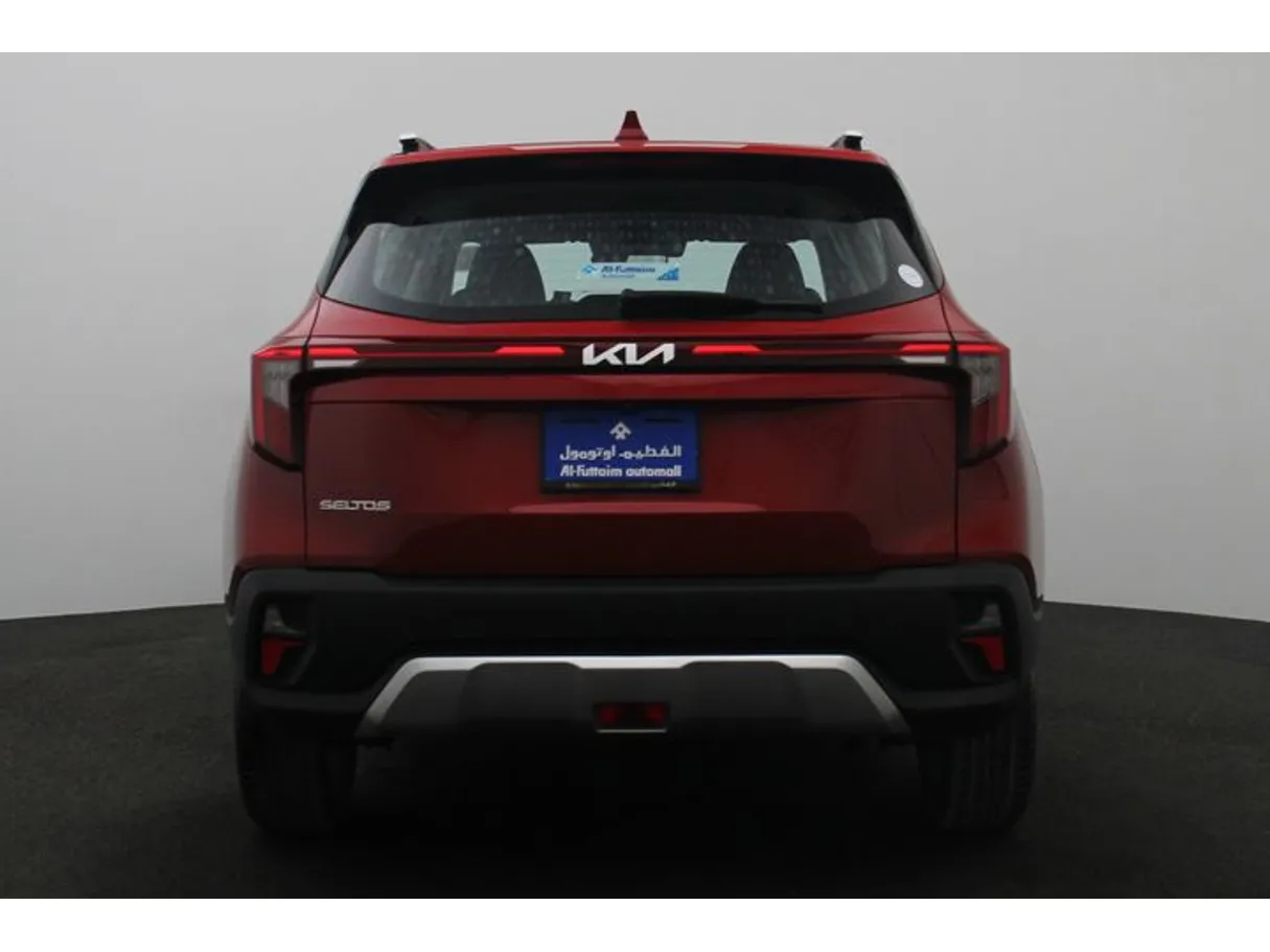 Car image 12