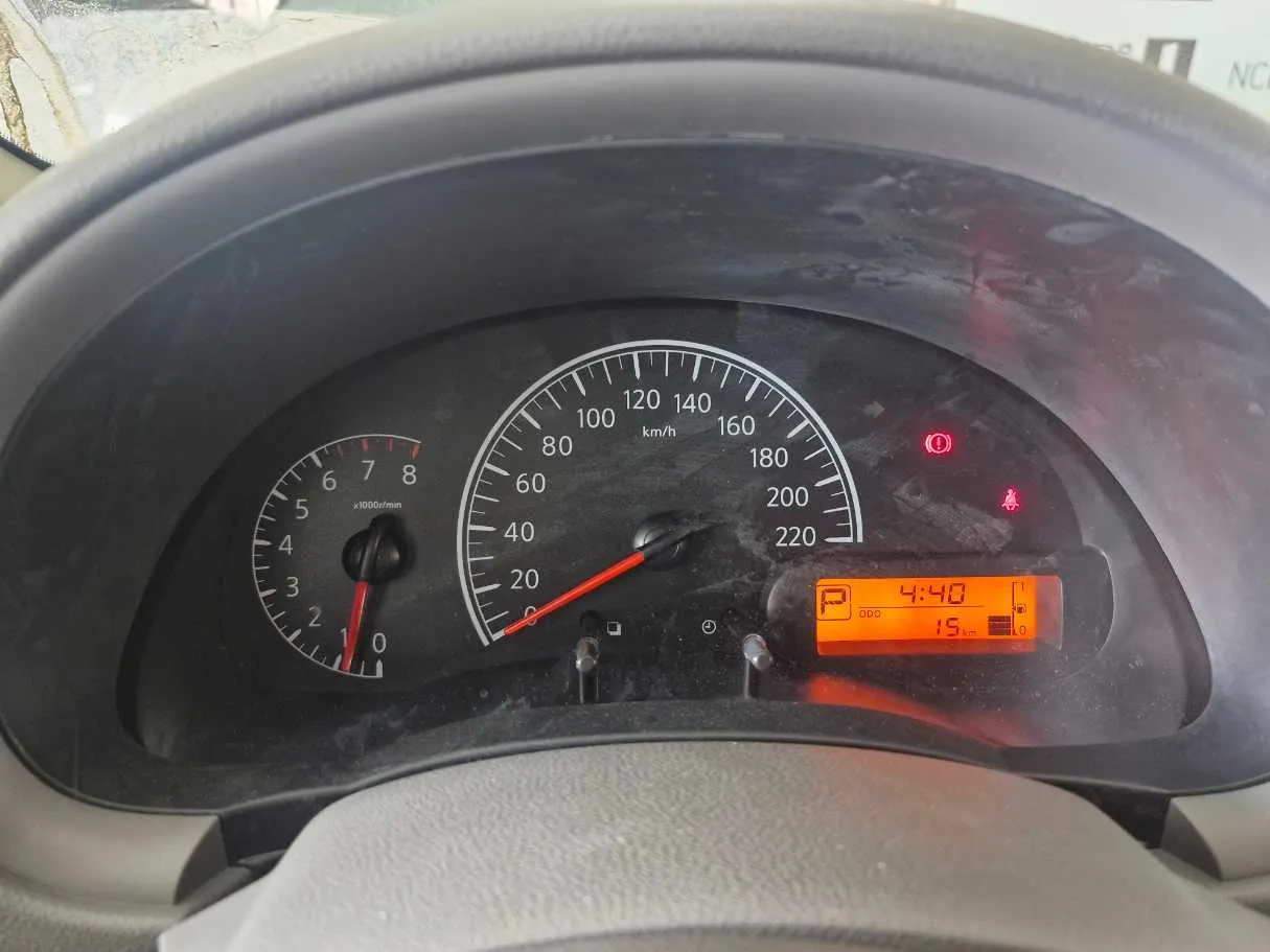 Car image 11
