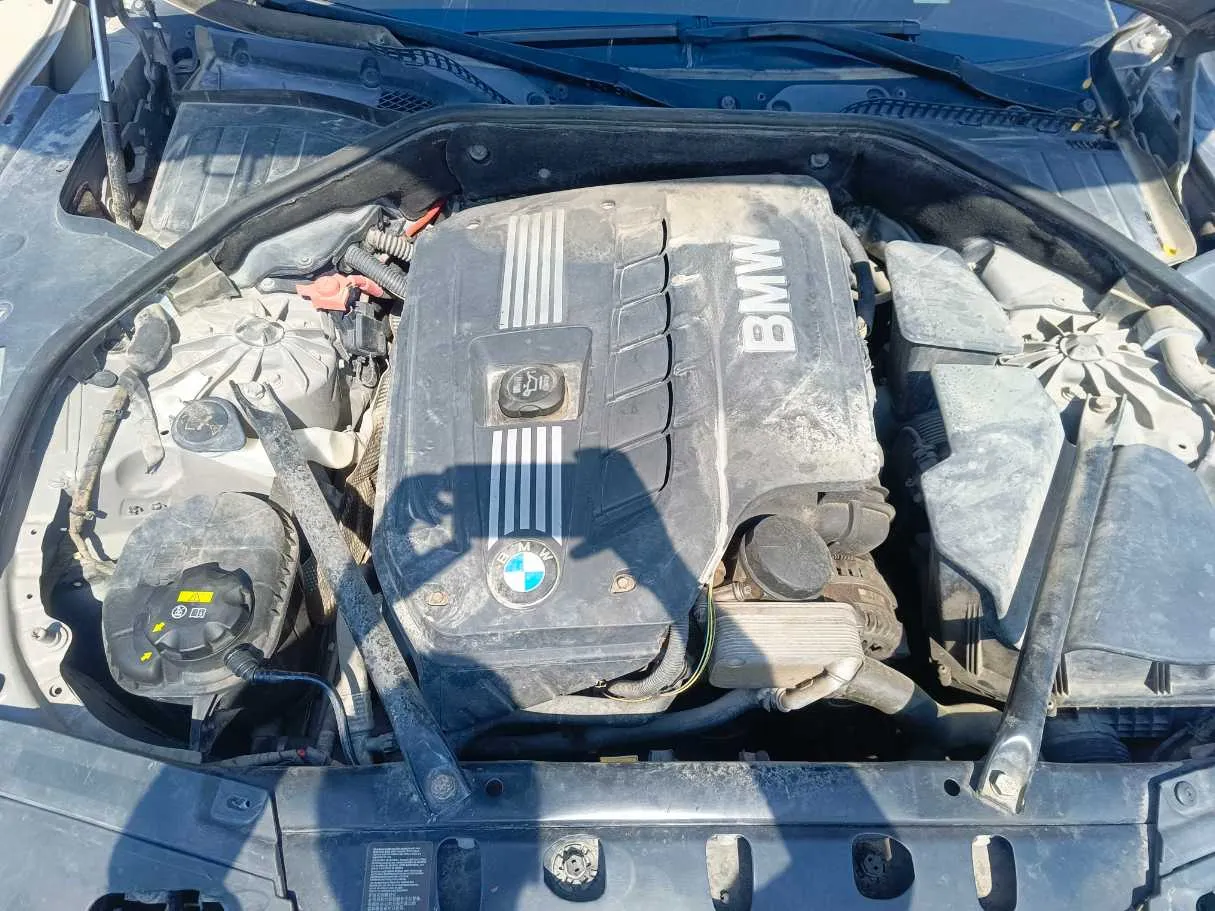 Car image 31