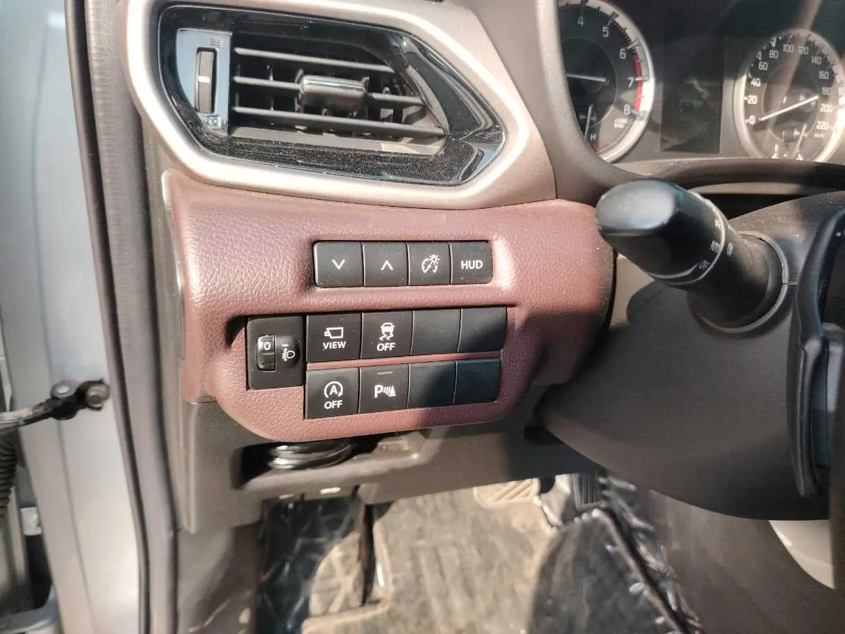 Car image 31