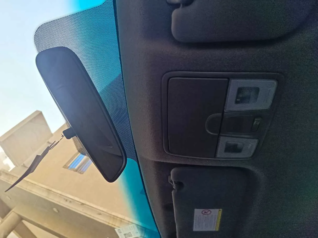 Car image 31