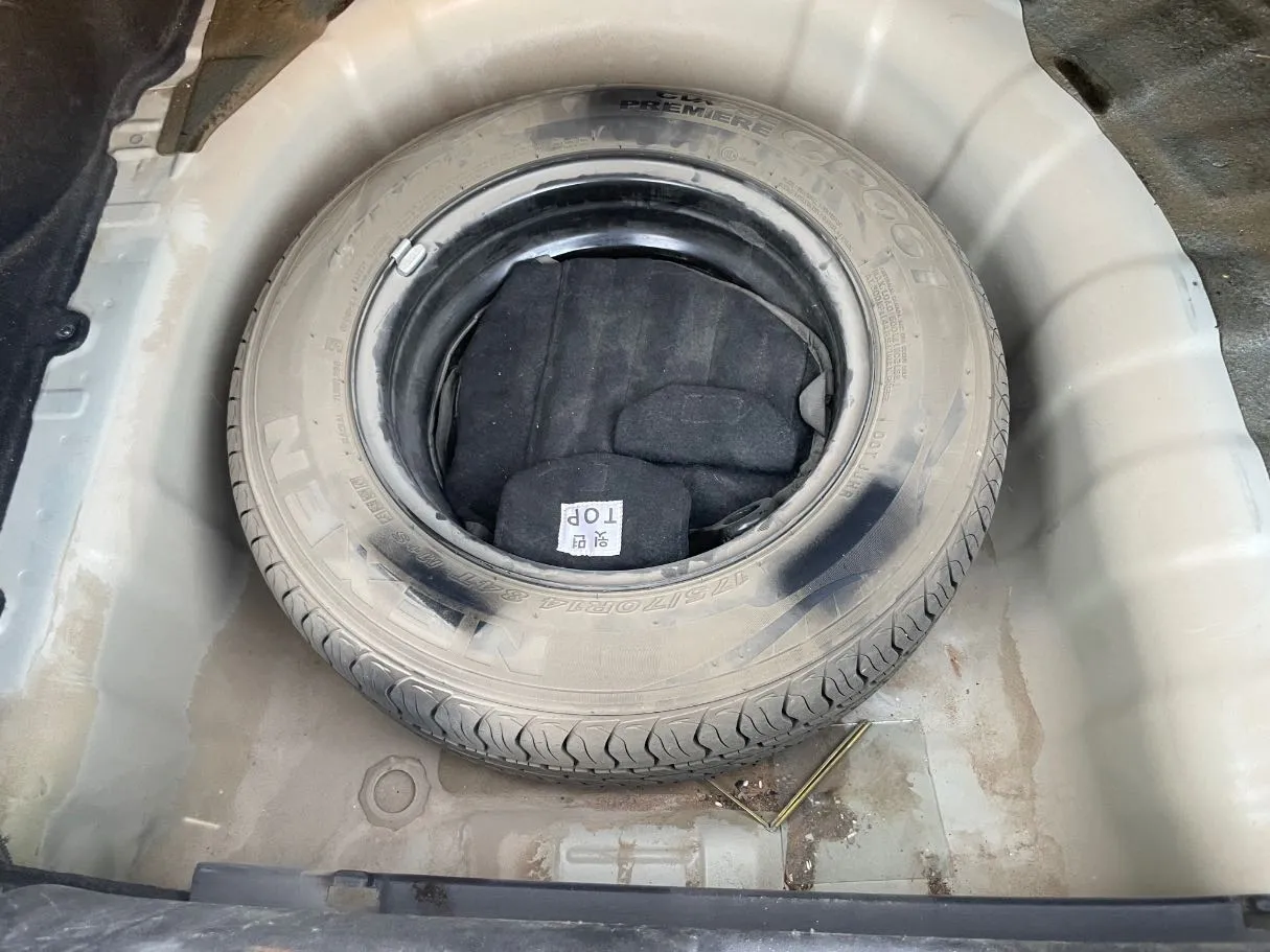 Car image 22