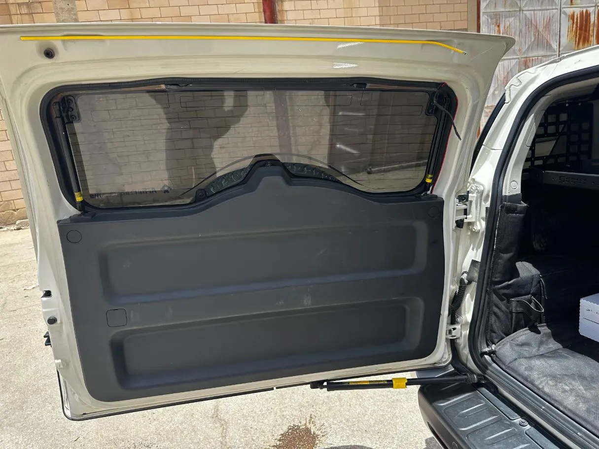 Car image 22