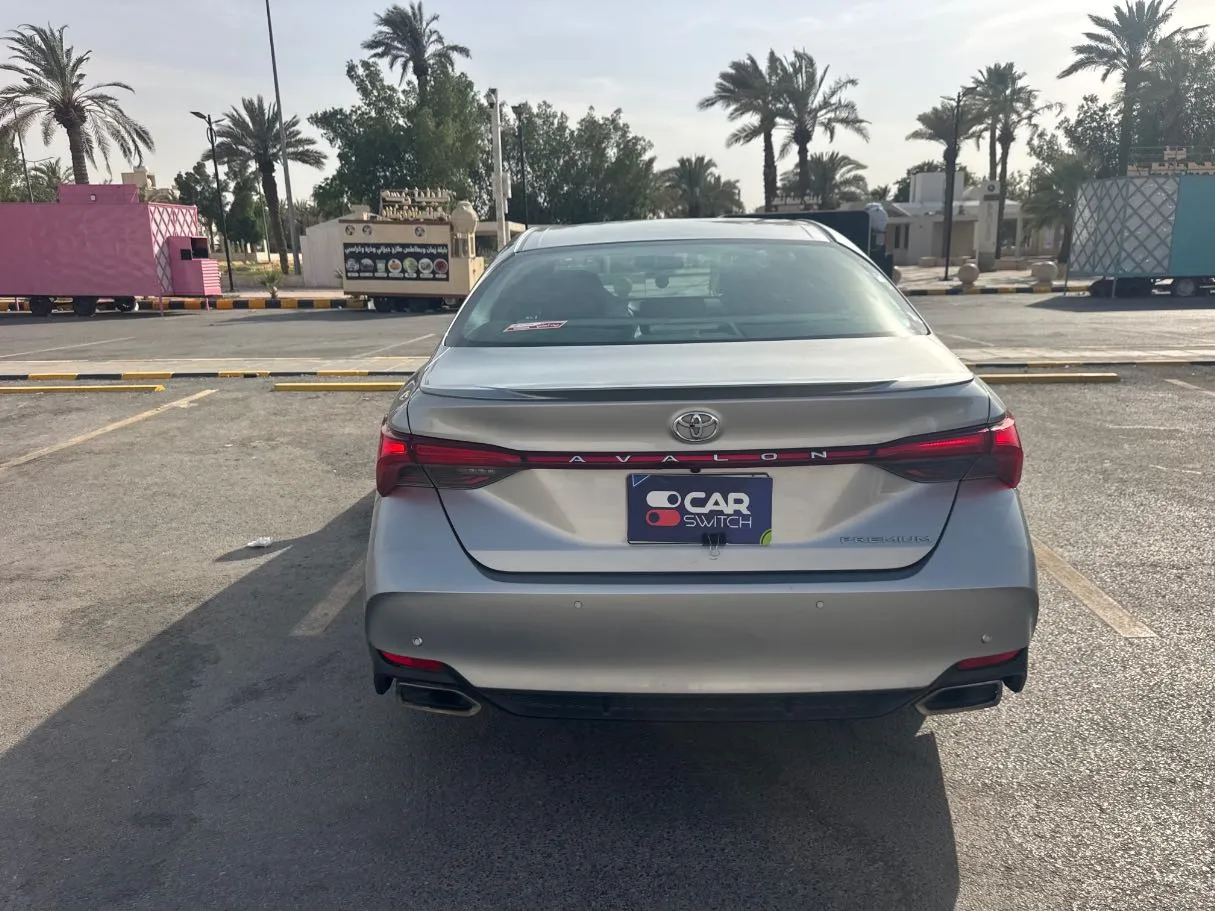 Car image 6