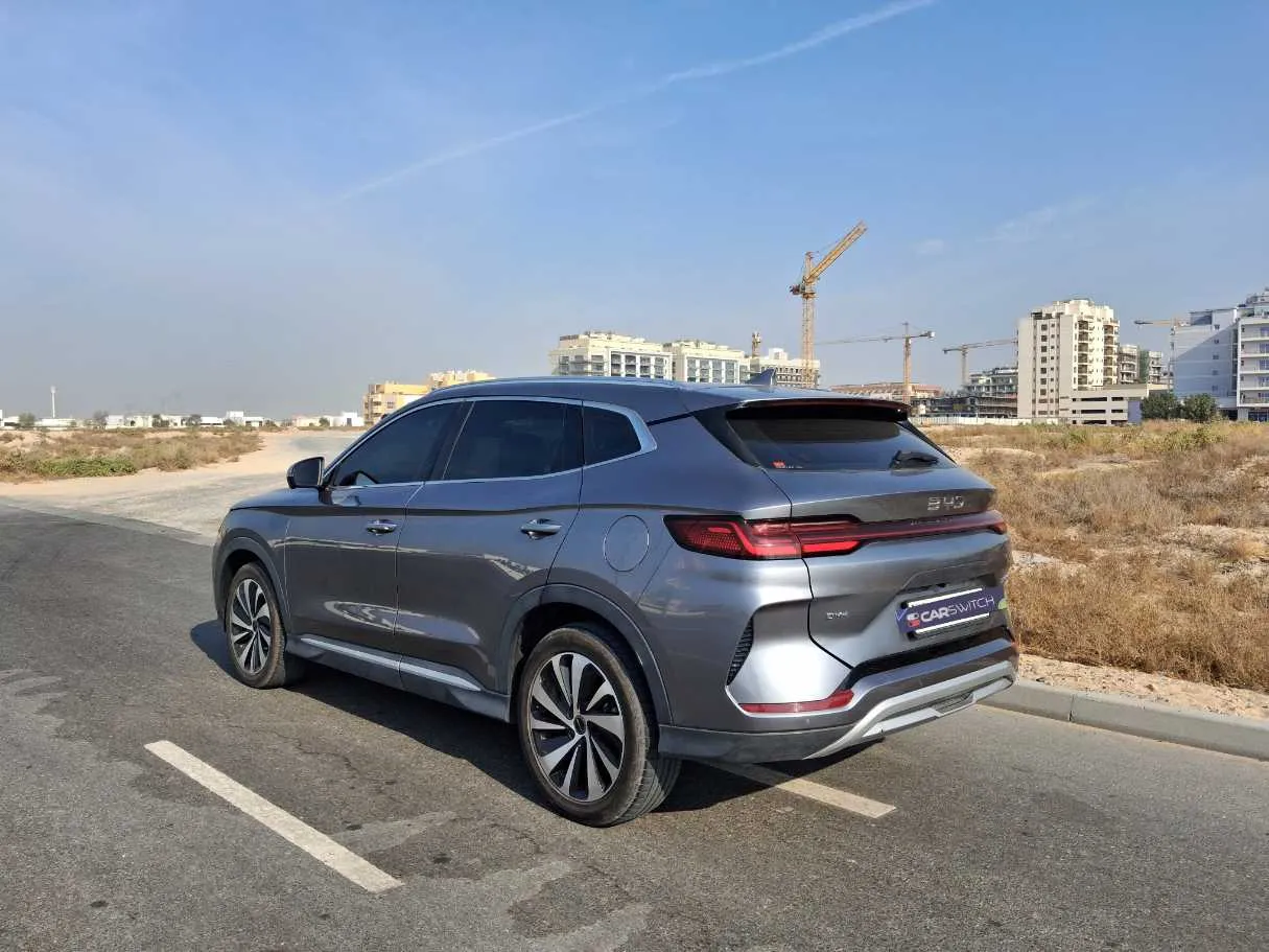 Car image 7