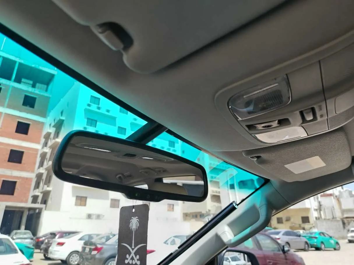 Car image 31