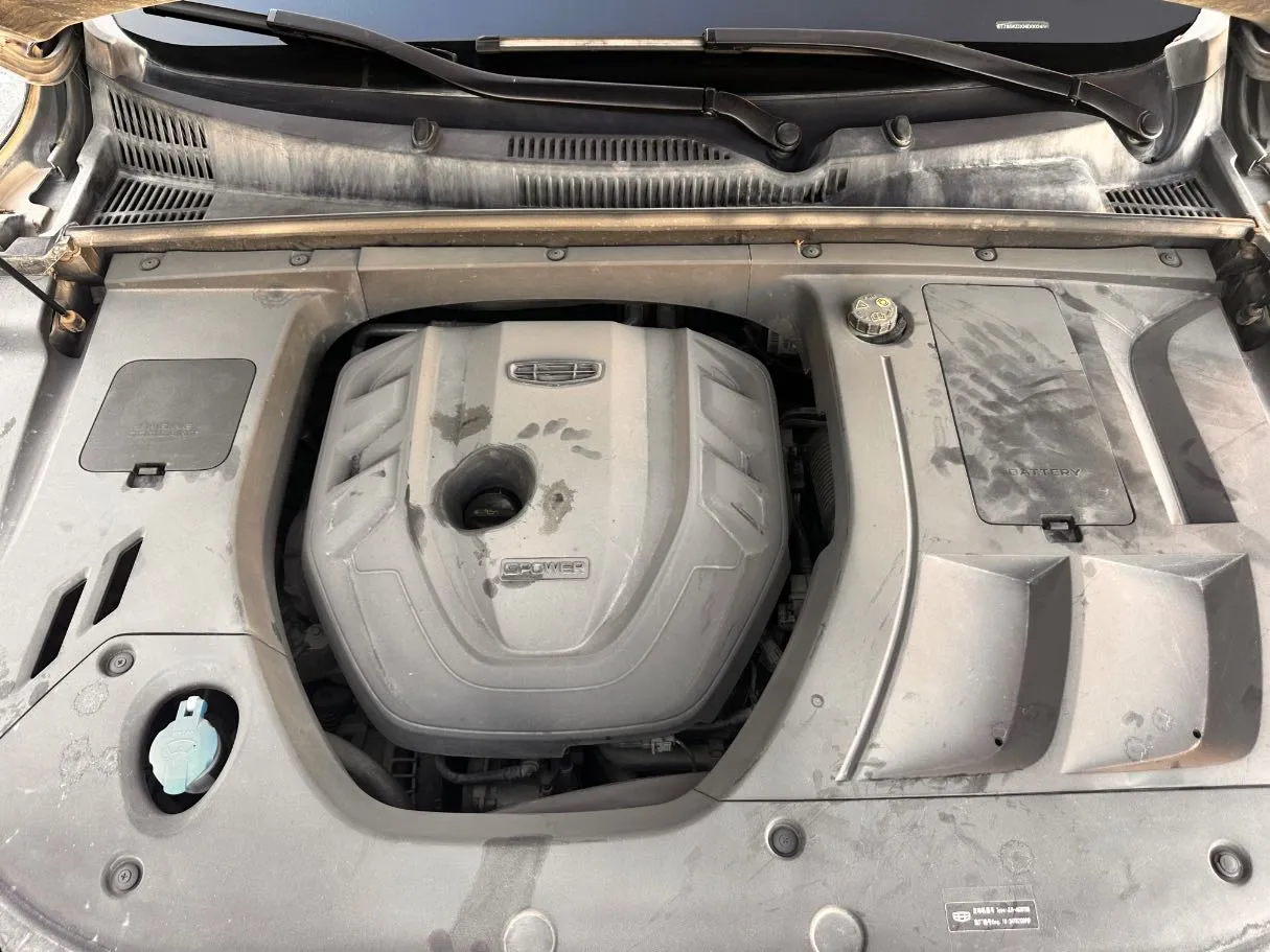 Car image 32