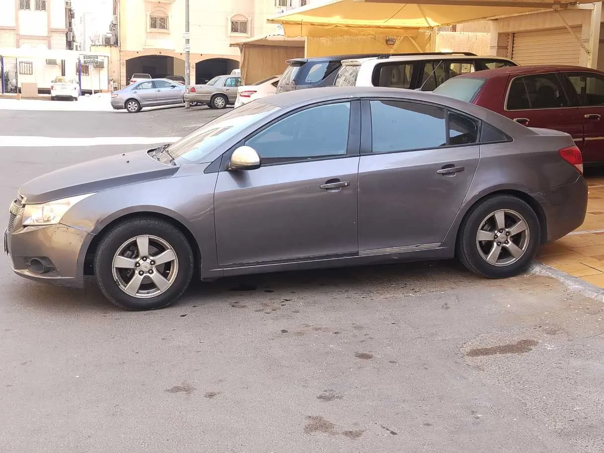 Car image 8