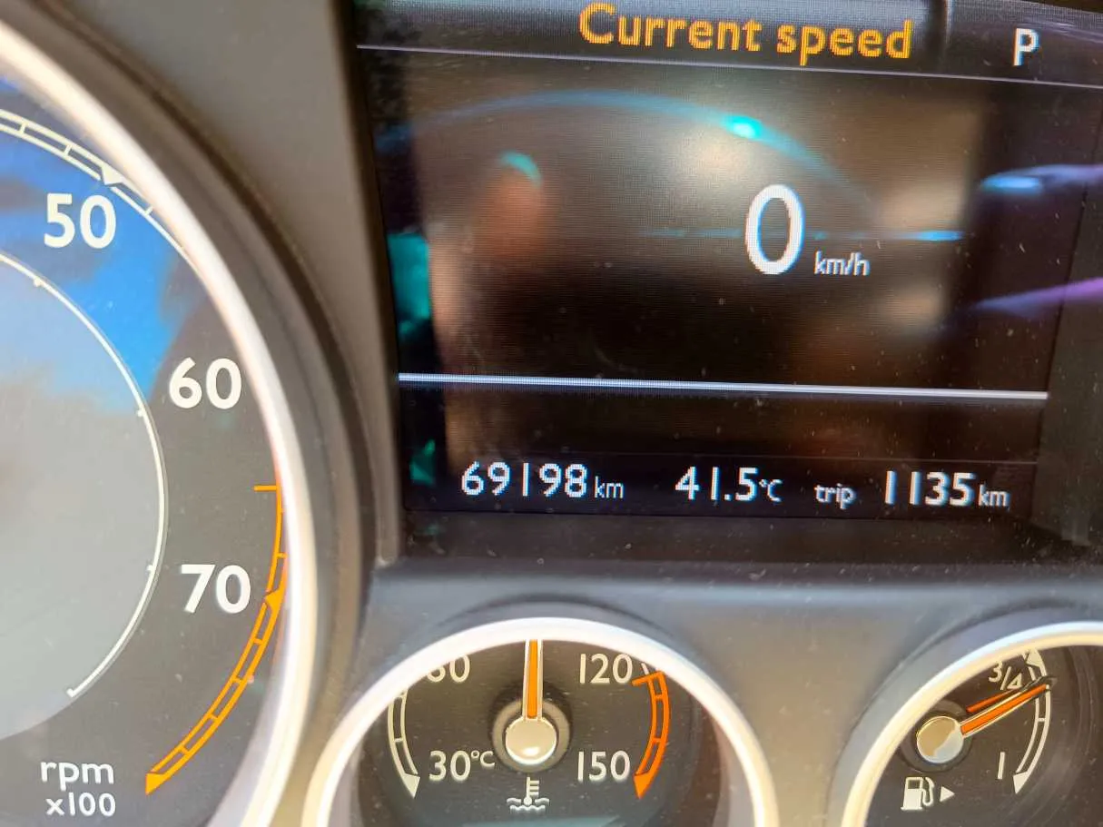 Car image 29