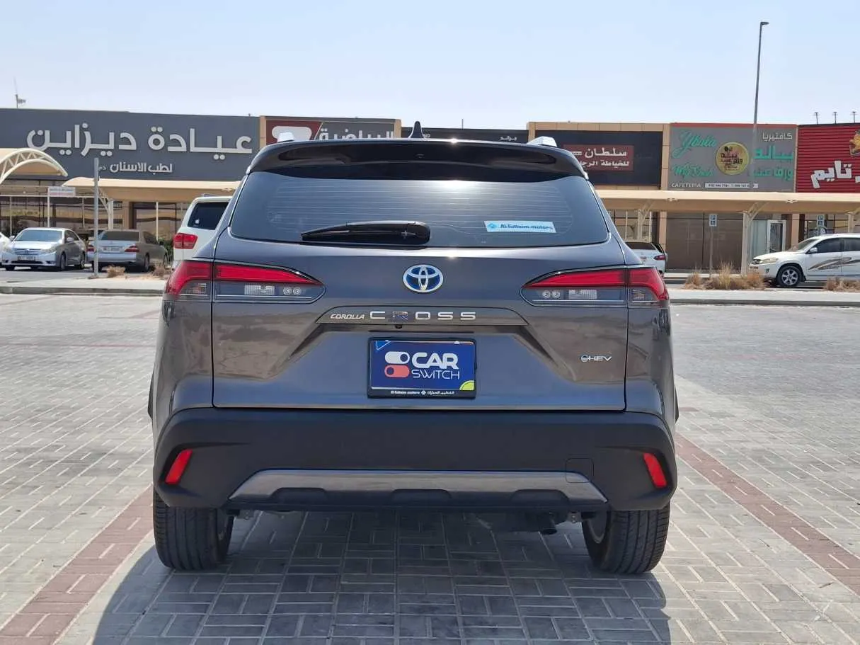 Car image 6