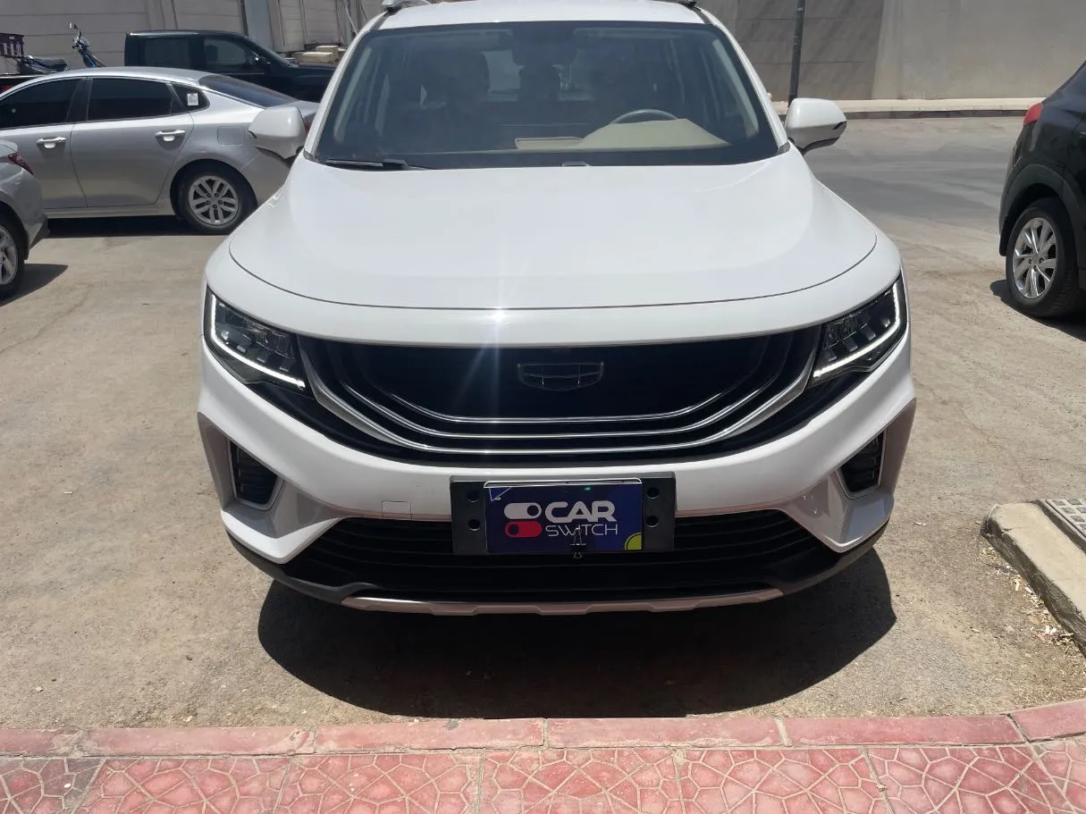 Car image 2