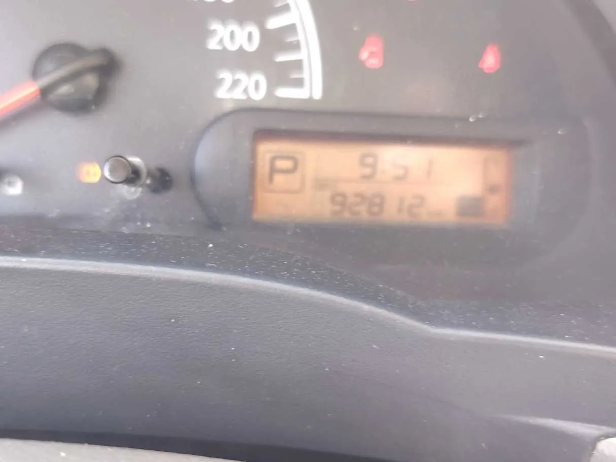 Car image 23