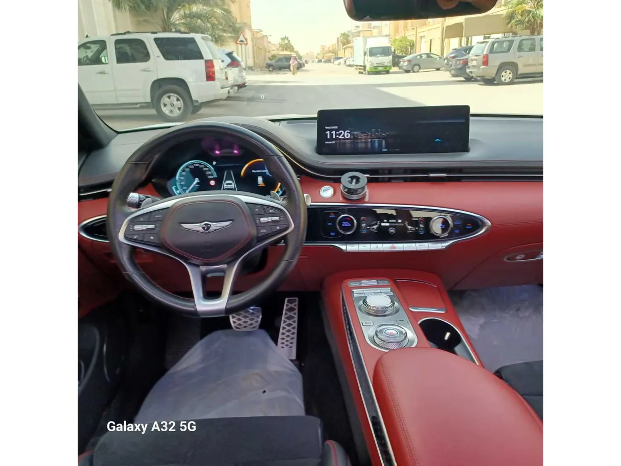 Car image 20