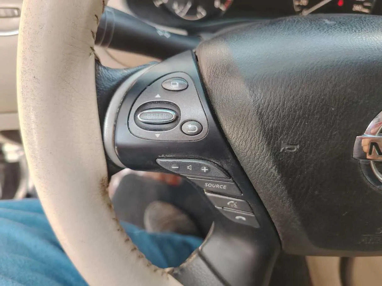 Car image 29